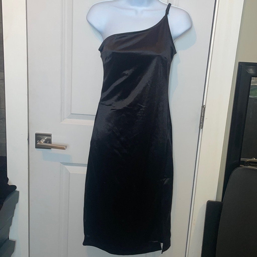 Black One Strap Midi Dress With Slit